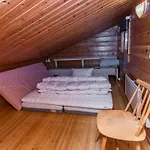 Pohjaslahdentie 17 B By Interhome *