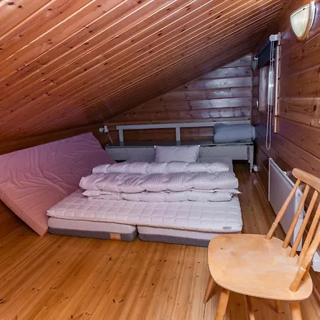 Pohjaslahdentie 17 B By Interhome *