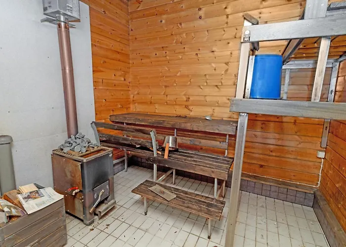 Pohjaslahdentie 17 B By Interhome *